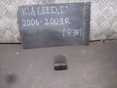 Роз'єм aux usb kia ceed i 06-09r фото №1