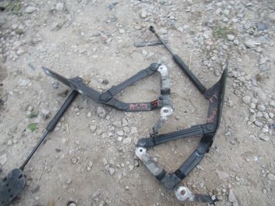 Петля капот правый audi tt фото №1