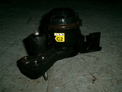 Toyota yaris iii подушка двигателя c2 фото №1