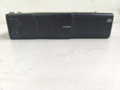 Чейнджер дисків cd bmw e46 e39 65126913388 фото №1