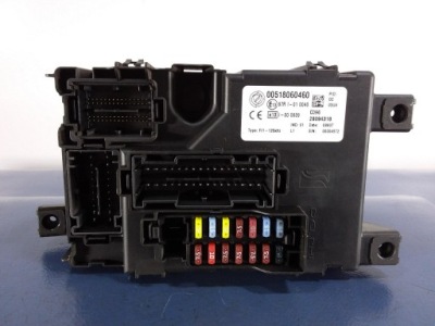 Fiat grande punto коробка запобіжників модуль bsi 00518060460 фото №1