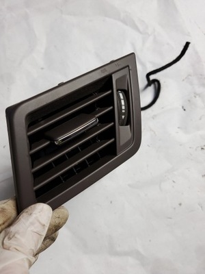 Решітка обдув правий перед коричнева mercedes w207 фото №1