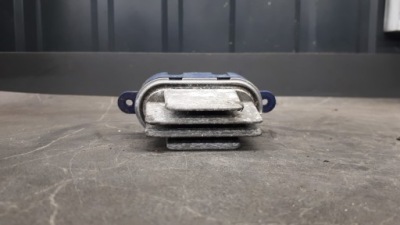 52485218-12v резистор вентилятор фото №1