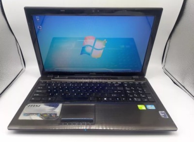 LAPTOP MSI CX61 512 GB/8 RAM I3 WIN 7