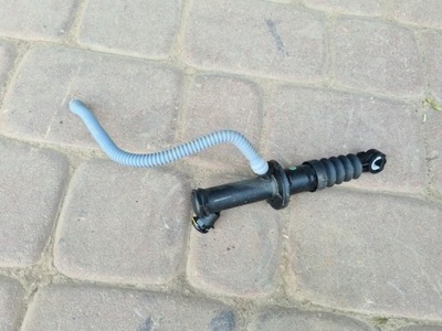 Помпа сцепления renault clio iv 306105773r фото №1