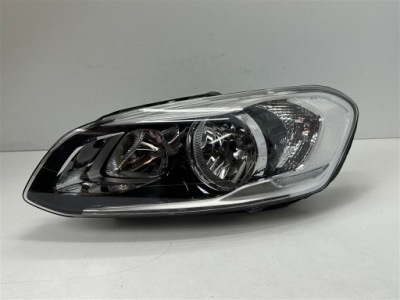 Volvo xc60 lift 13-17r. ліва лампа перед eur фото №1