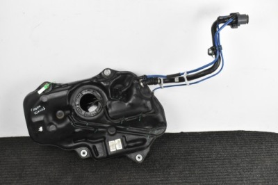 Бак bak пального заливна горловина toyota corolla xii e21 1.8h 2018+ фото №1