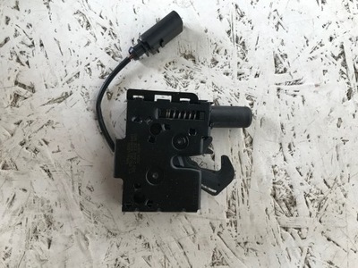 Замок капот audi a4 8w a5 8w0823509 фото №1