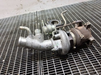 Turbo nissan juke i f15 144111kc2c фото №1