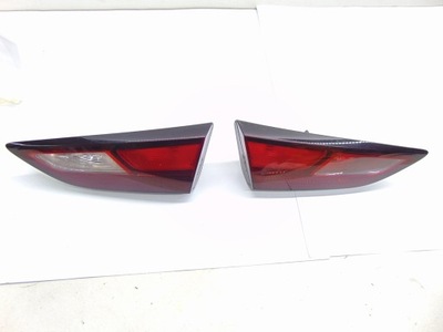 Opel astra k v hb лампа права ліва 39032989 фото №1