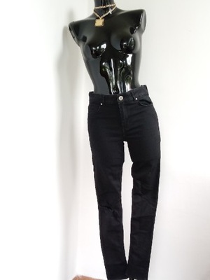 Czarne spodnie jeansowe rurki z dziurą skinny S 36