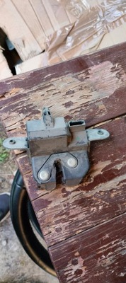 Замок кришки задній opel combo van 5d 51868085 фото №1