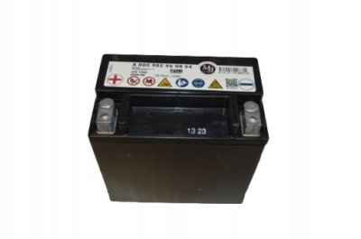 Mercedes аккумулятор дополнительный a0009829608 фото №1