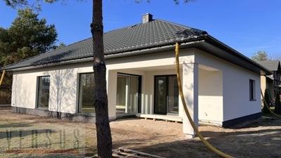 Dom, Łoś, Prażmów (gm.), 142 m²