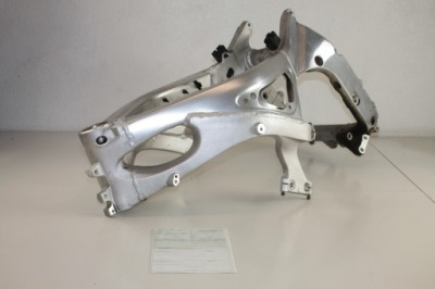 YAMAHA R6 RJ01 RJ03 98-02 РАМА Z ДОКУМЕНТАМИ ЄВРОПЕЙСЬКИМИ 1999 