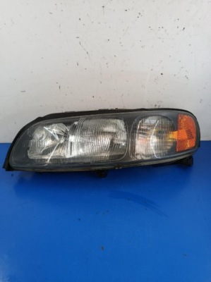 Volvo xc70 2 фара ліве 89007903 valeo фото №1