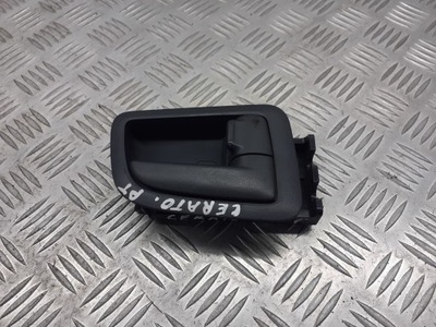 Ручка правая задняя внутренняя kia cerato i фото №1