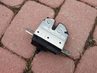 Замок крышки центральный opel astra k v 13481535 фото №1