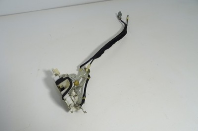 Toyota fj cruiser замок дверь левый задняя задних пассажира фото №1