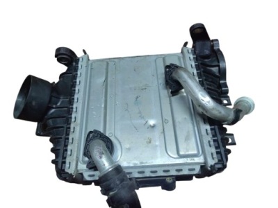 Mercedes интеркулер радиатор 6540901101 оригинал фото №1