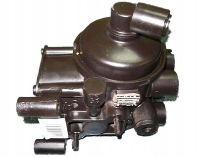 Клапан основание осушителя iveco stralis la8106 фото №1