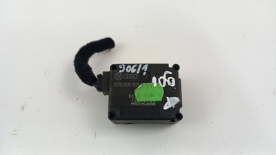 Vw phaeton моторчик обдув 3d0820511 фото №1