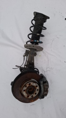Peugeot 308 t9 1.2 thp mcperson амортизатор правый перед демонтаж ! фото №1
