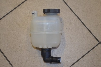 Бак расширительный жидкость охлаждающий wrangler фото №1