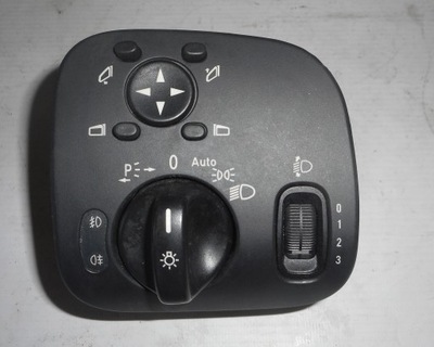 Mercedes w203 панель переключатель света a2035452304 фото №1