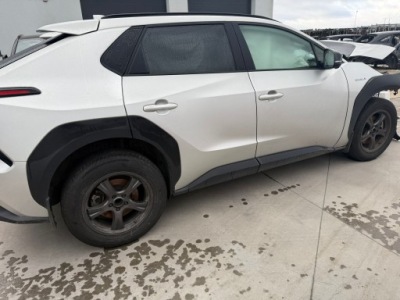 Toyota bz4x 2023 2024 rok электрик крыша обшивка кровельные фото №1