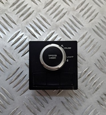 Перемикач круїз-контроль renault gama range t 21995066 фото №1