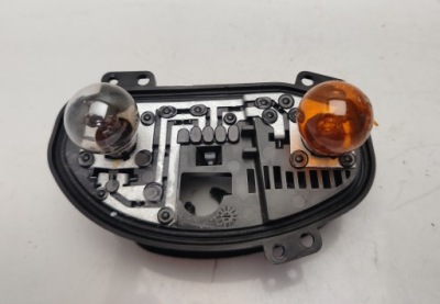 Ford ecosport ii 12r- вкладыш разъём лампы правый задний фото №1