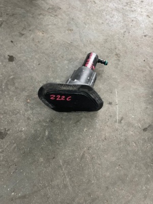 Opel insignia a lift омивач лампи правий z22c 13227349 фото №1