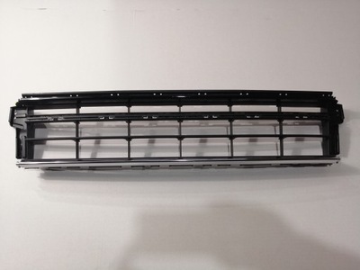 Vw passat b8 решітка бампера gte r-line фото №1