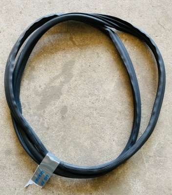 Skoda fabia iii прокладка дверь правая 6v6867366 фото №1