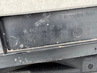 Mercedes w447 защита плита подвеска a4476804704 фото №1