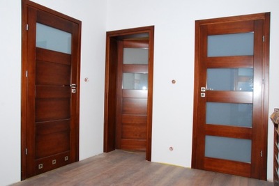 Drzwi Wewnętrzne drewniane sosnowe z montażem W4