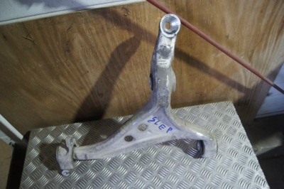 Рычаг правый gle w166 350 cdi 1663300207 фото №1