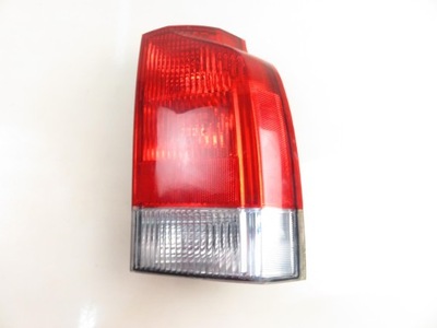 Лампа права задня volvo v70 ii sw 285 фото №1