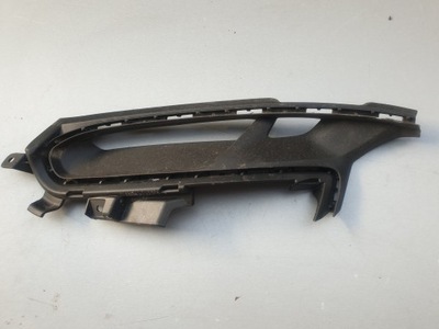 Porsche taycan решётка радиатора решётка бампера правая фото №1