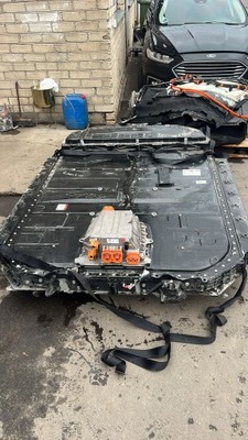 Акумулятор audi q8 e-tron 2023 4ke915910fb фото №1