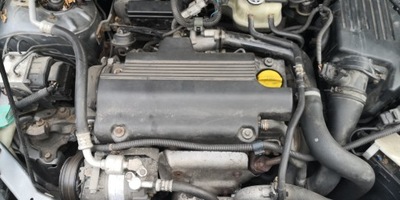 Honda civic vii 1.7 cdti двигун блок двигуна 4ee2 фото №1