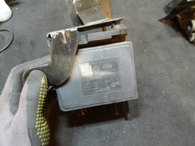 Seat leon iii насос abs 5q0907379r фото №1