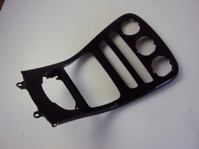 Рамка dekor панель приладів mercedes c-klasa w205 2014- фото №1