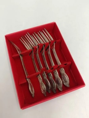 ZESTAW WIDELCZYKÓW DO CIASTA SWW 0671-24 6SZT POSREBRZANE