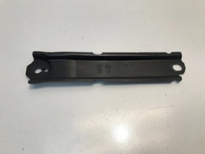 Opel mokka-e b ii 2022 кронштейн підрамник перед 343445c02 фото №1