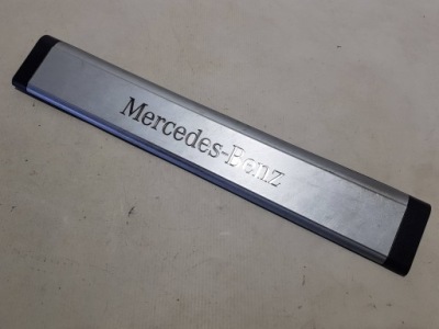 Накладка порога  поріг накладка права mercedes ml w164 рестайлінг фото №1