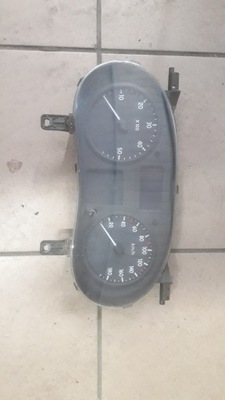 Счетчик приборы renault master 2,5 dci фото №1