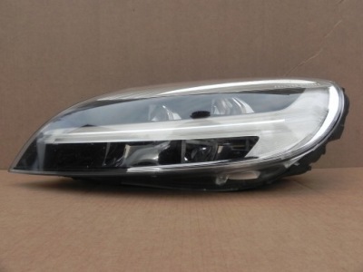 Volvo v40 ii 2 15- рестайлинг  лампа левый перед ful led 31420449 фото №1