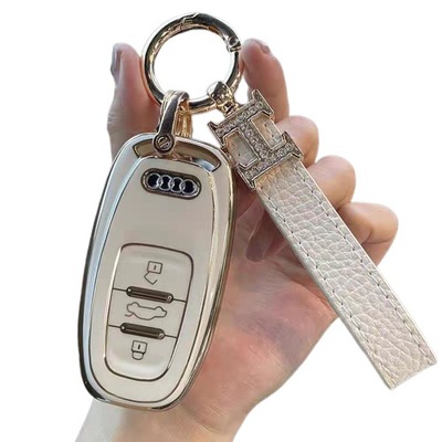 ETUI KLUCZYKA BRELOK AUDI A3 A4 A5 A6 Q5 PREMIUM